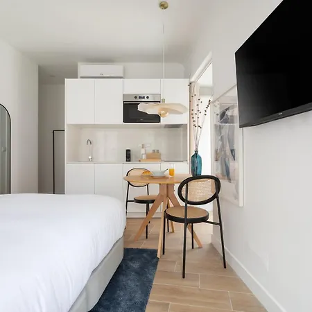 Lapa Diplomatic & Flats By Feel * Lisbon