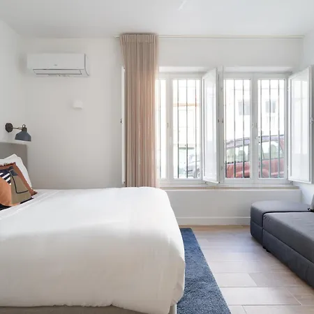 Lapa Diplomatic & Flats By Feel Apartment *