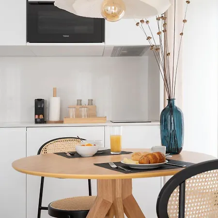 Lapa Diplomatic & Flats By Feel Apartment
